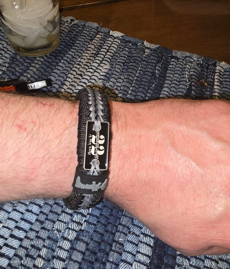 Customer photo review of 22 A Day Paracord Bracelet
