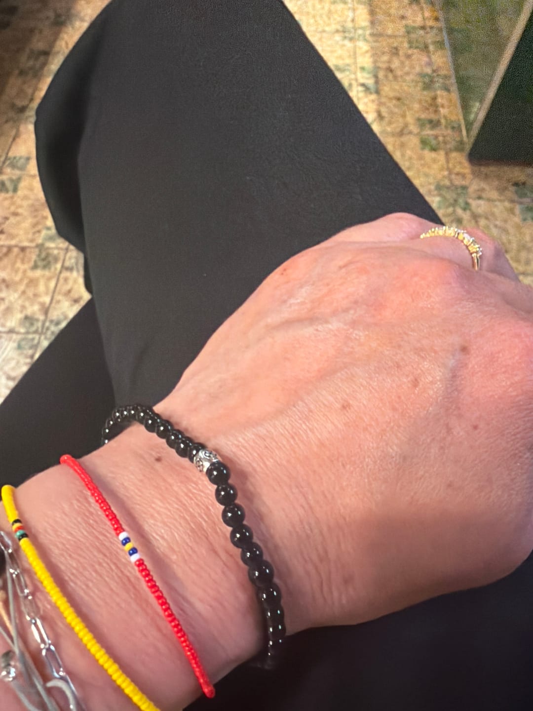 Customer photo review of Obsidian Armband - Perlen