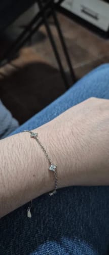 Customer photo review of Chloe Cluster Clover Bracelet