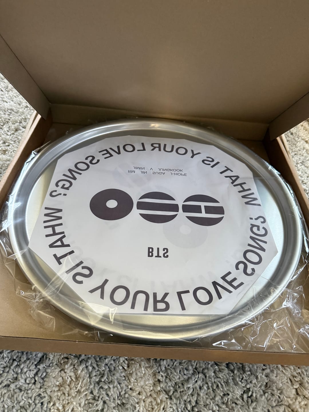 Customer photo review of BTS - ARIRANG OFFICIAL MD TABLE