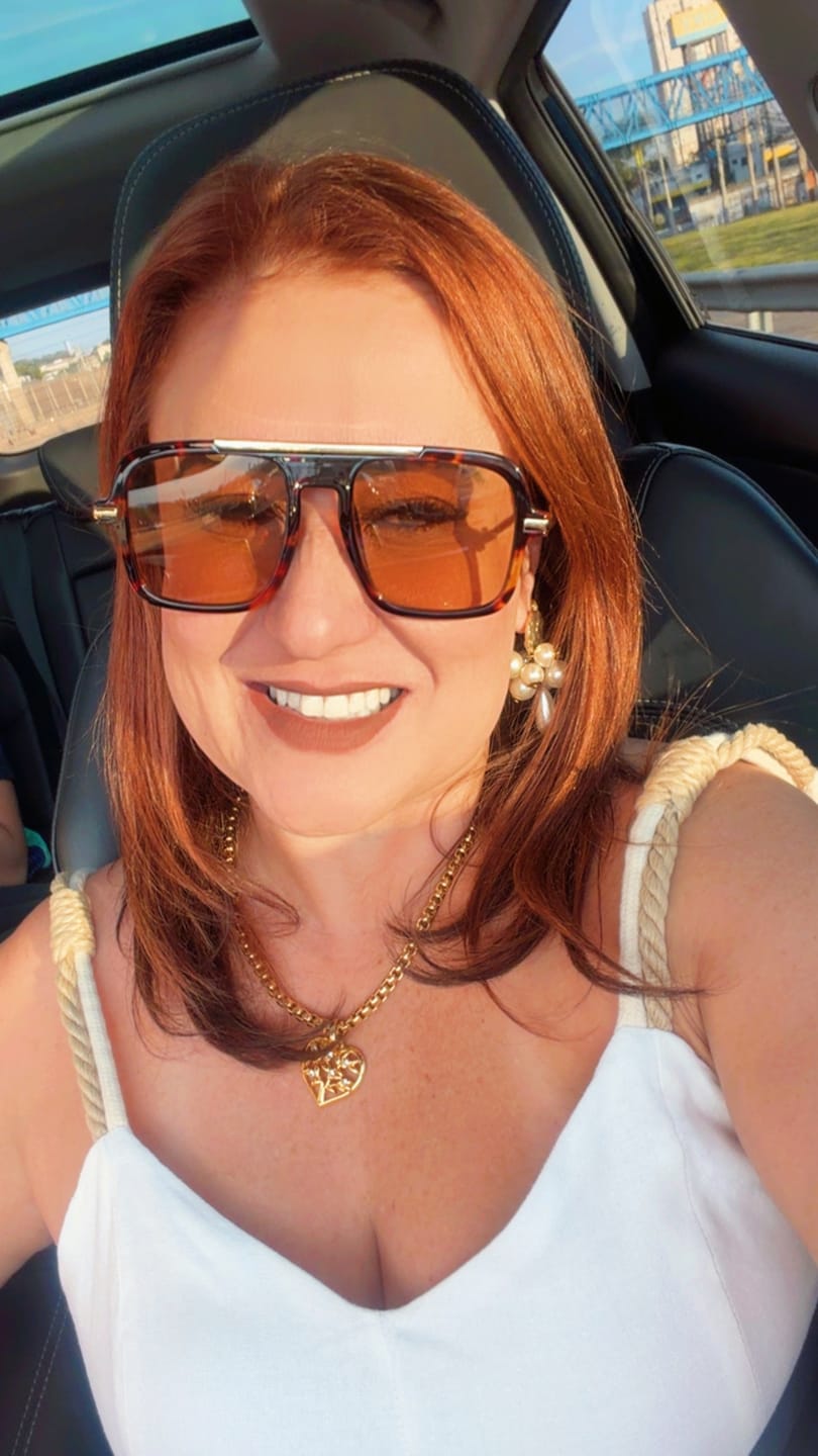 Customer photo review of Óculos Serifos | Lançamento