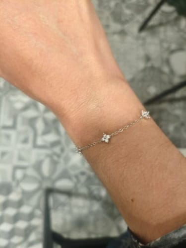 Customer photo review of Chloe Cluster Clover Bracelet