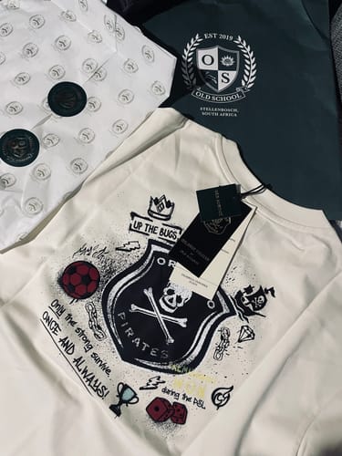 Customer photo review of Orlando Pirates Quirky Boxy Tee-Ivory