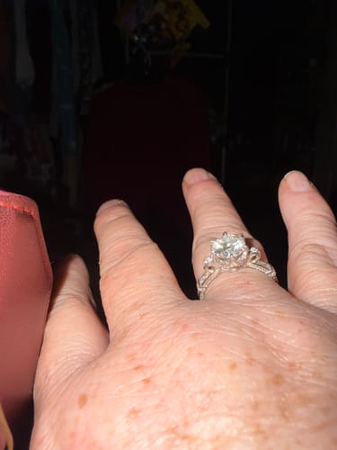 Customer photo review of Moissanite 2.0 Carat Engagement Ring Promise Ring For Women