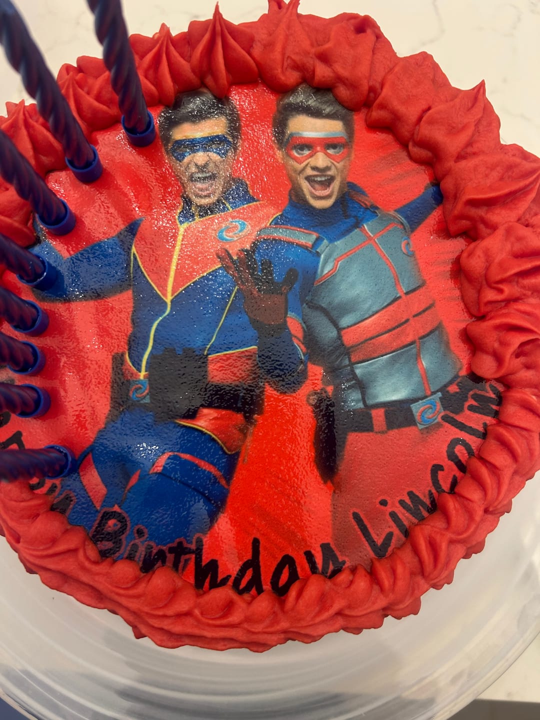 Customer photo review of 20 cm Pre-cut Circle Custom Edible Icing Image