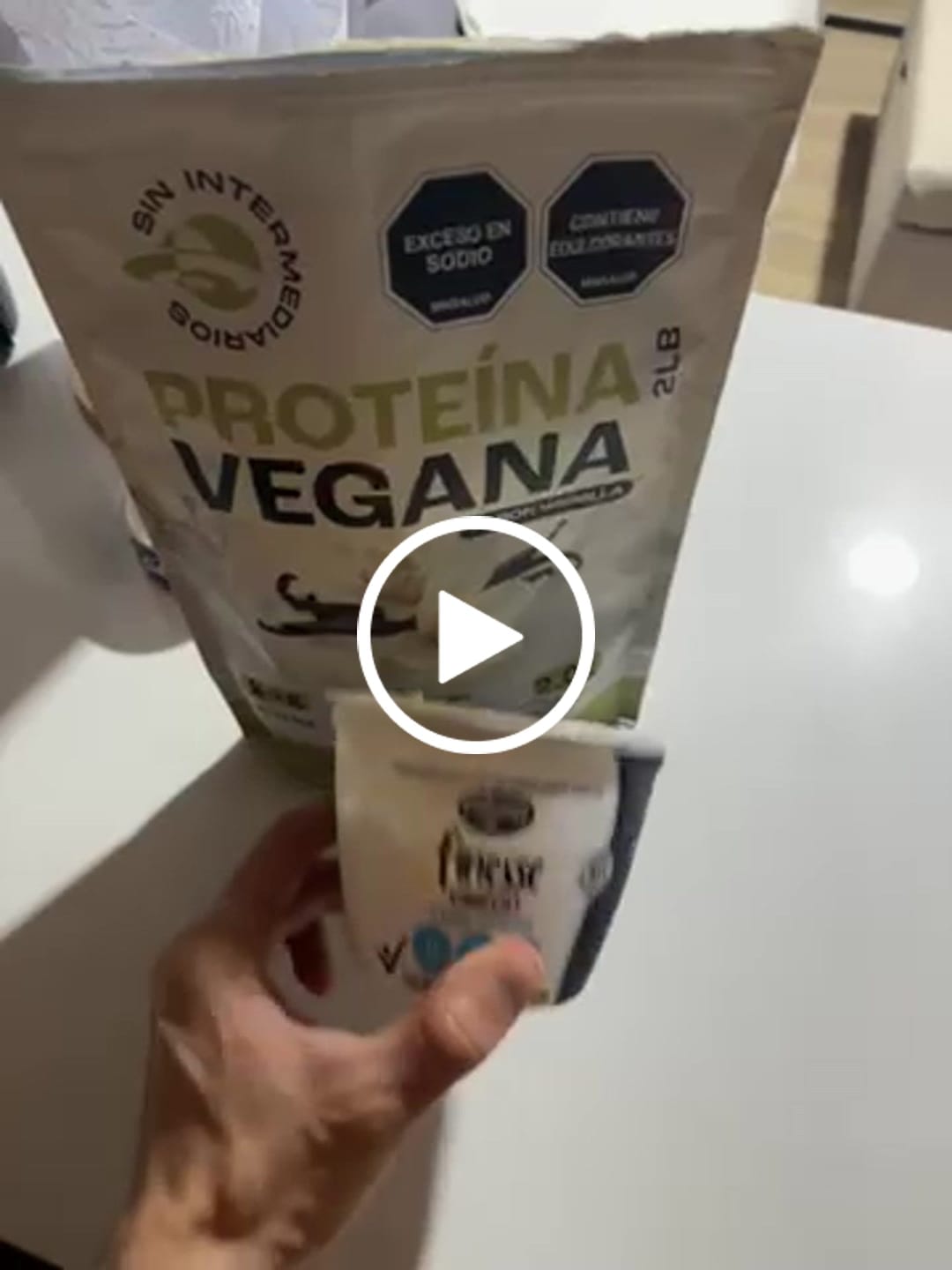 Customer video review of Proteína Vegana