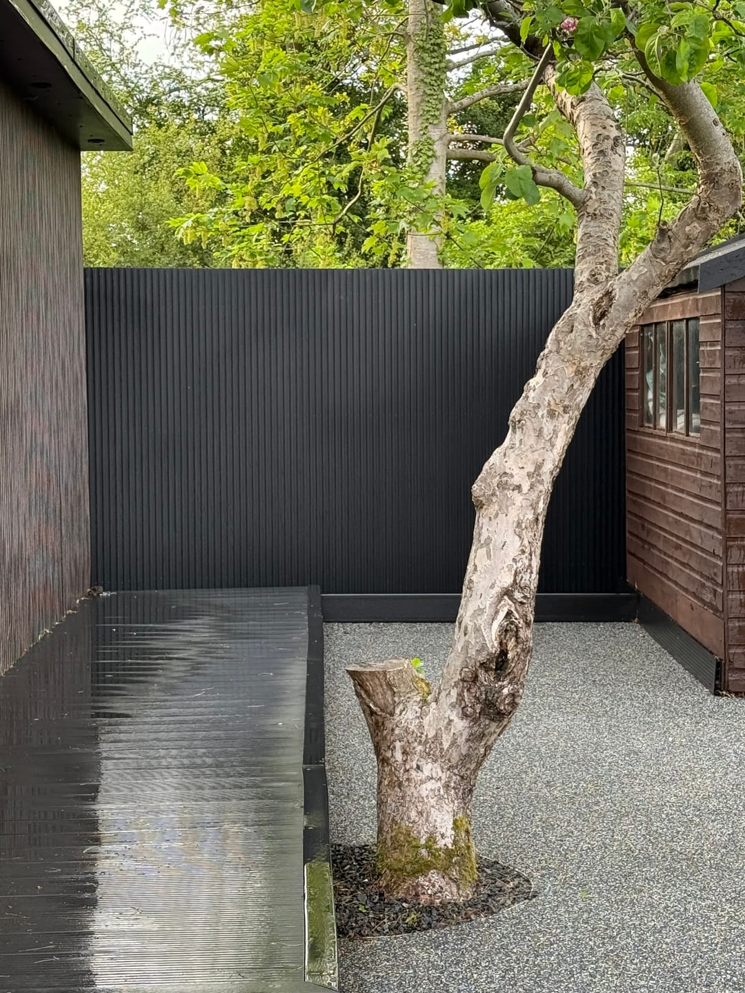 Customer photo review of Exterior Seamless Outdoor Panels 2.4m × 2.4m (16 Panels Per Pack) Multiple Colours