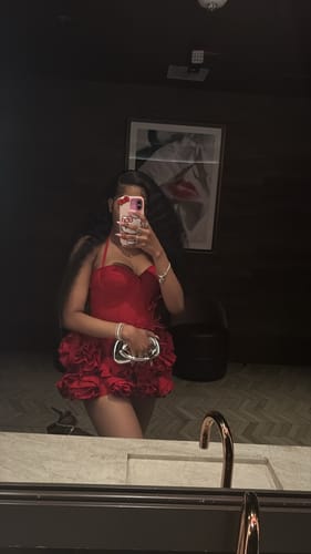 Customer photo review of Sophia Rose – Red (Only a few left)