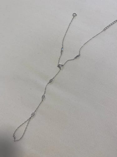 Customer photo review of Amélie Crystal Hand Chain
