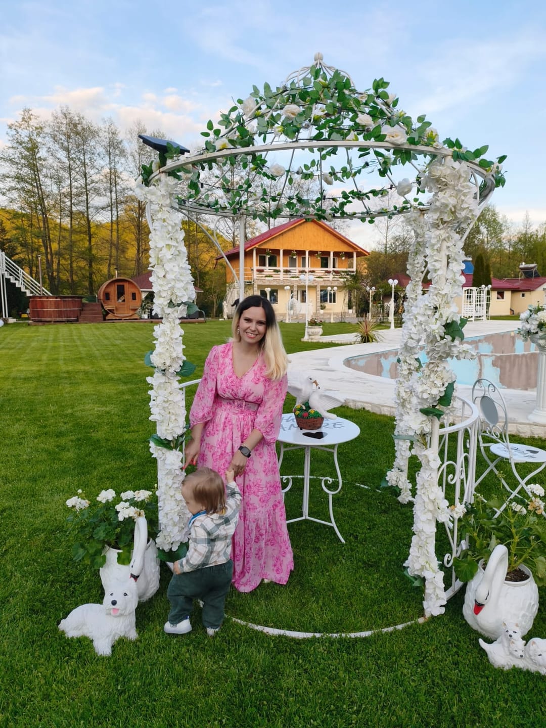 Customer photo review of Rochie Arty roz inchis cu decolteu in V si curea accesorizata