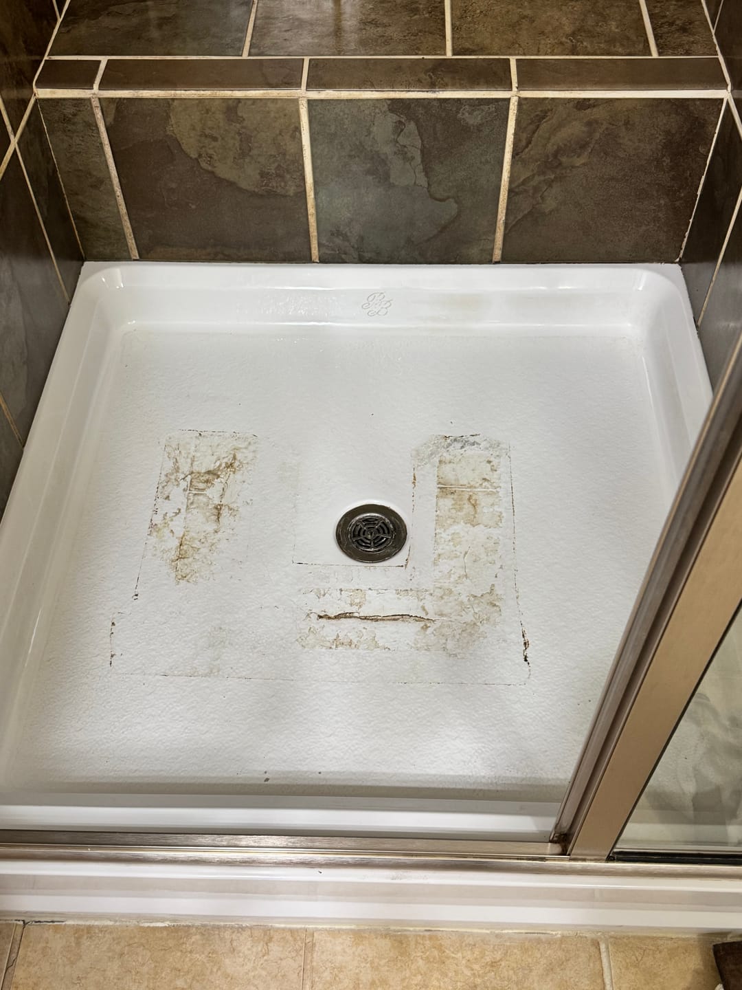 Customer photo review of Floor Crack Repair - Tub and Shower Repair Kit
