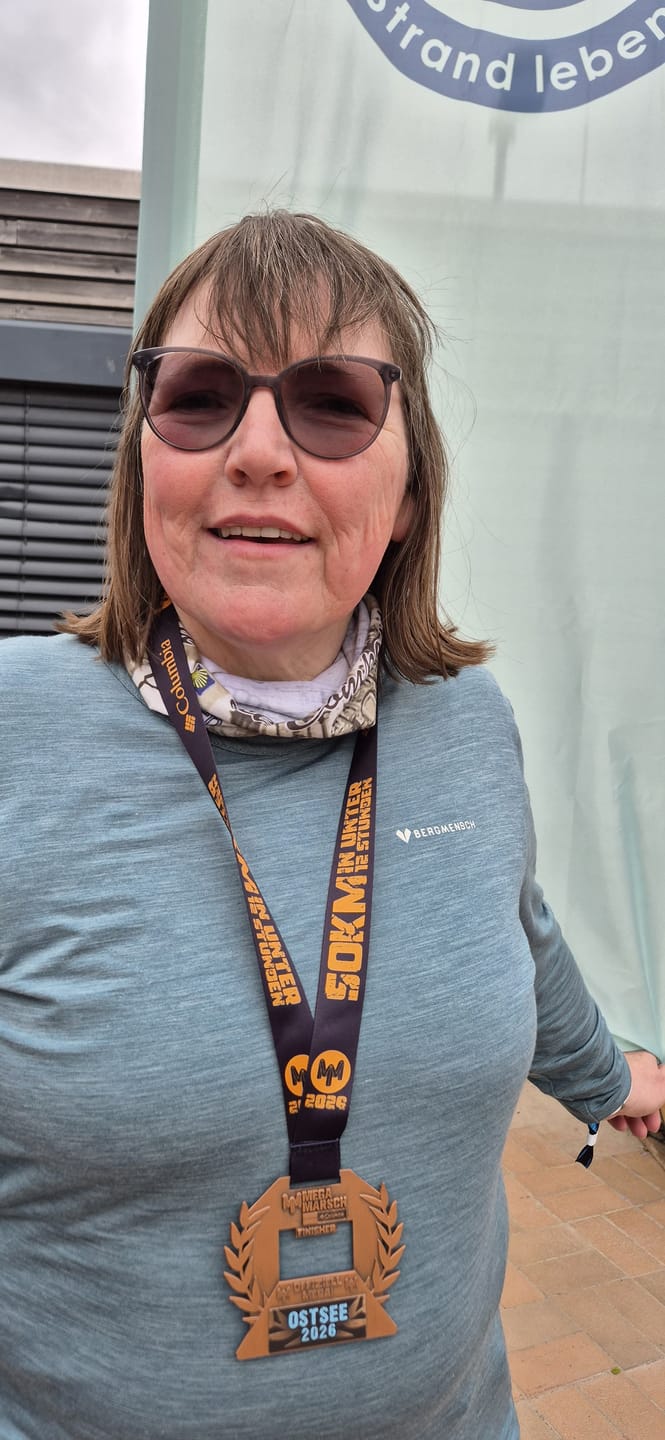 Customer photo review of Logo Basic - Damen Merino CloudBlend Longsleeve