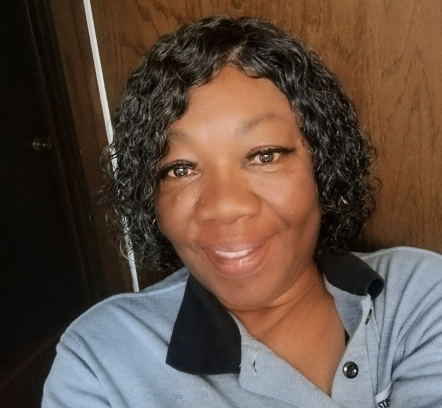Customer photo review of Model Model Dream Weaver Glueless 100% Human Hair HD Lace Front Wig - DEEP CURL