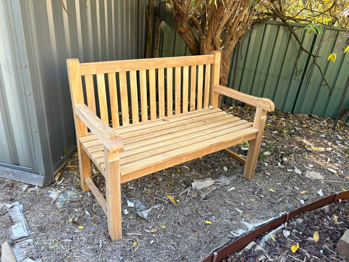 Customer photo review of Lyndon 2.0 Garden Bench