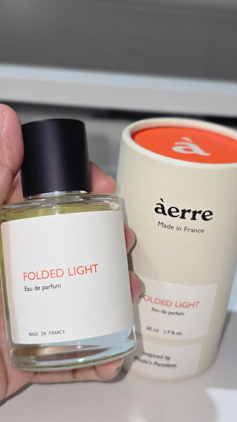 Customer photo review of Folded Light