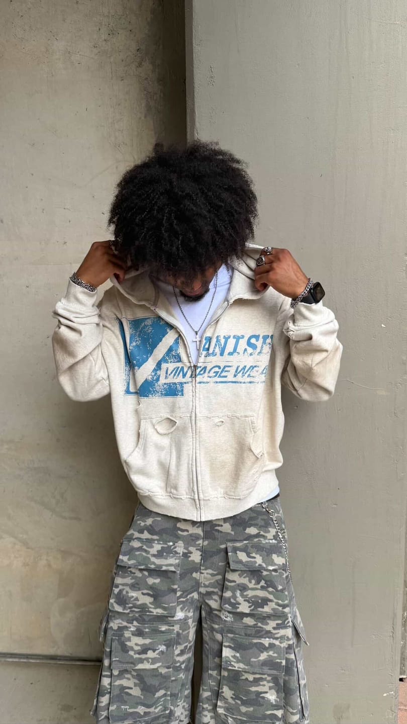 Customer photo review of Vintage Wear Zip Hoodie