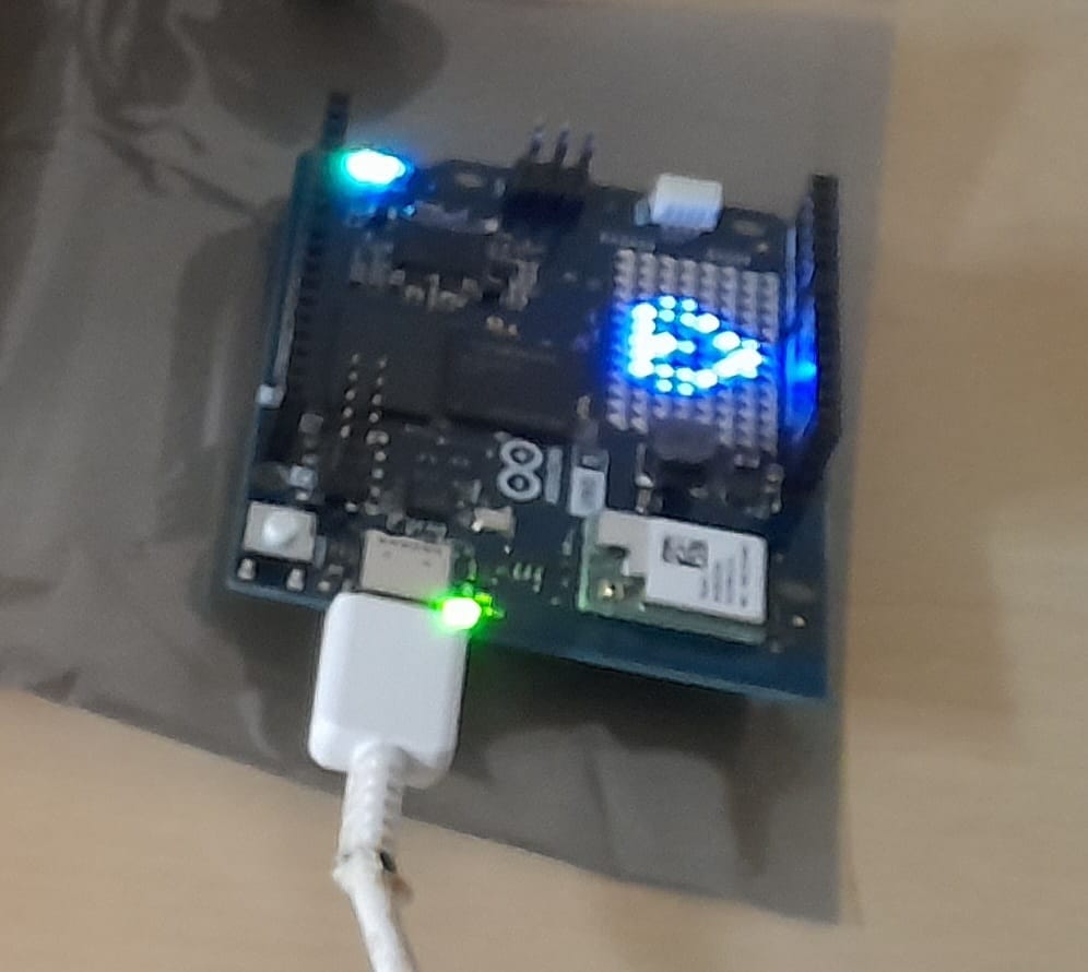 Customer photo review of Arduino® UNO™ Q 4GB