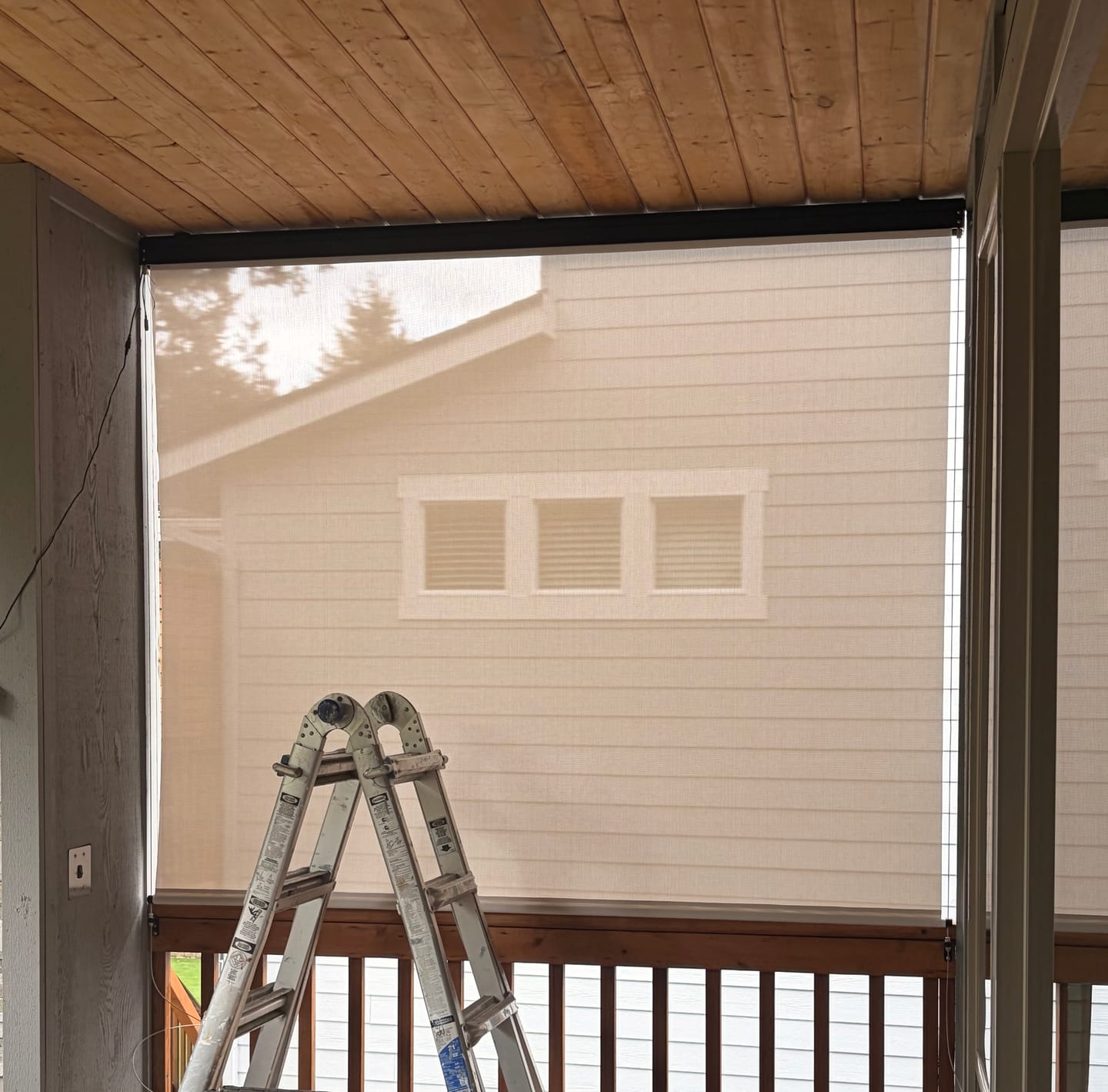 Customer photo review of SmartWings Motorized Outdoor Shades 1%/3%/5% Openness