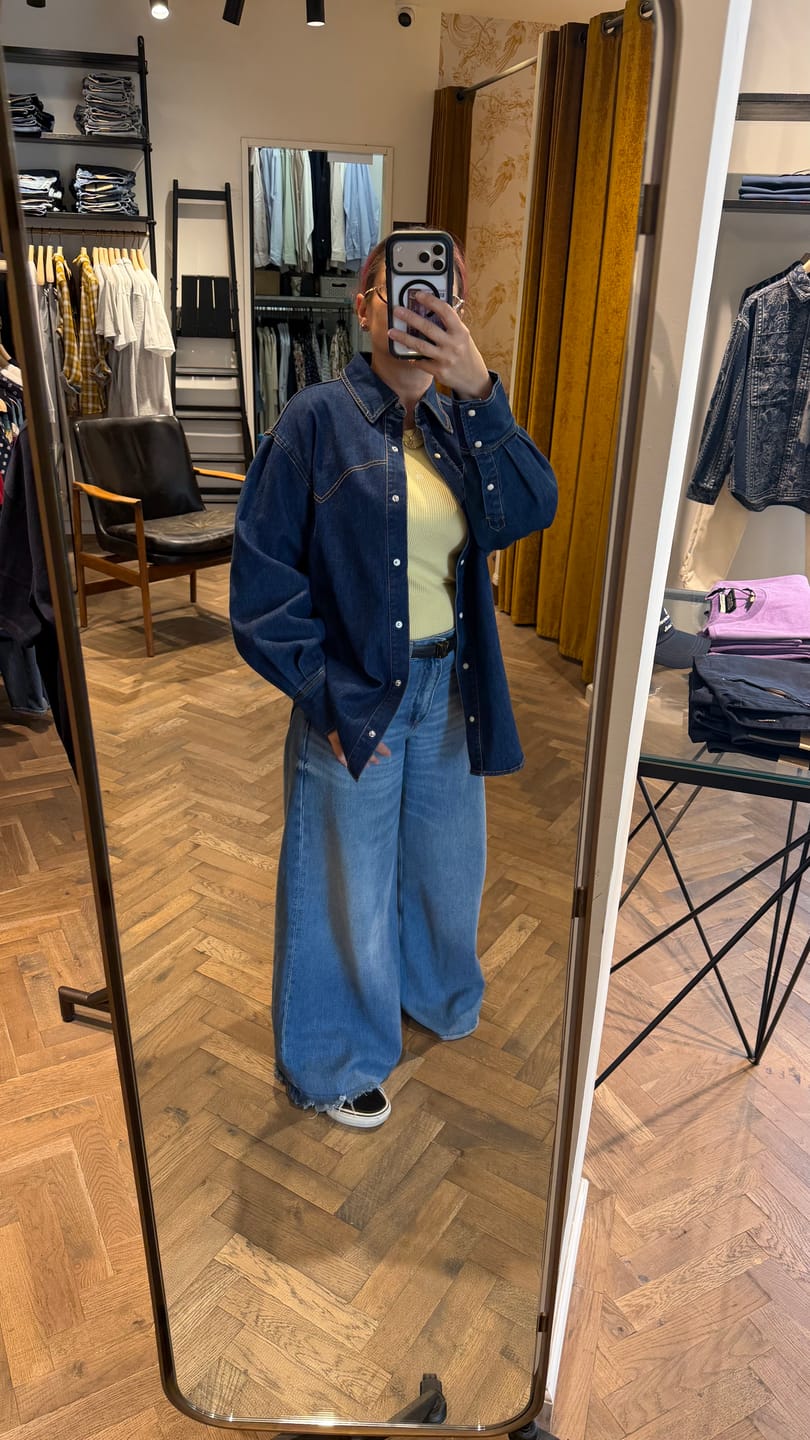 Customer photo review of חולצה מכופתרת ארוכה לנשים Western Denim