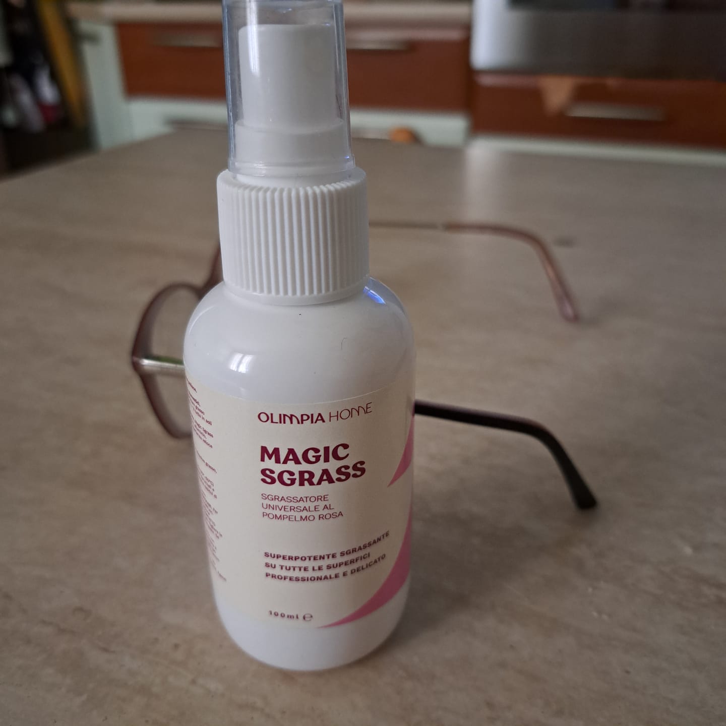 Customer photo review of Magic Sgrass Universale Ml.500 - Sgrassatore al Pompelmo Rosa