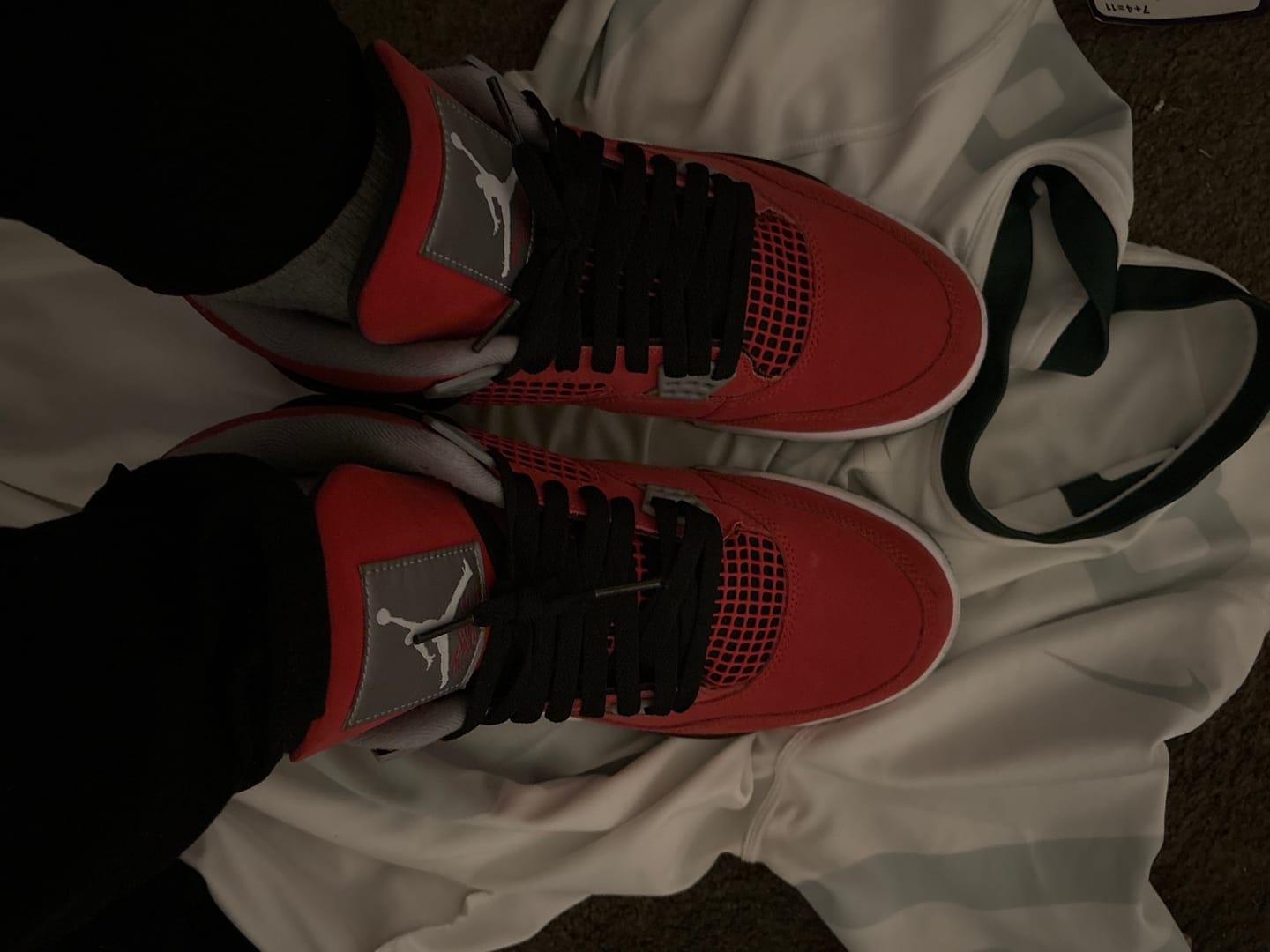 Customer photo review of Jordan 4 Retro Toro Bravo 2026