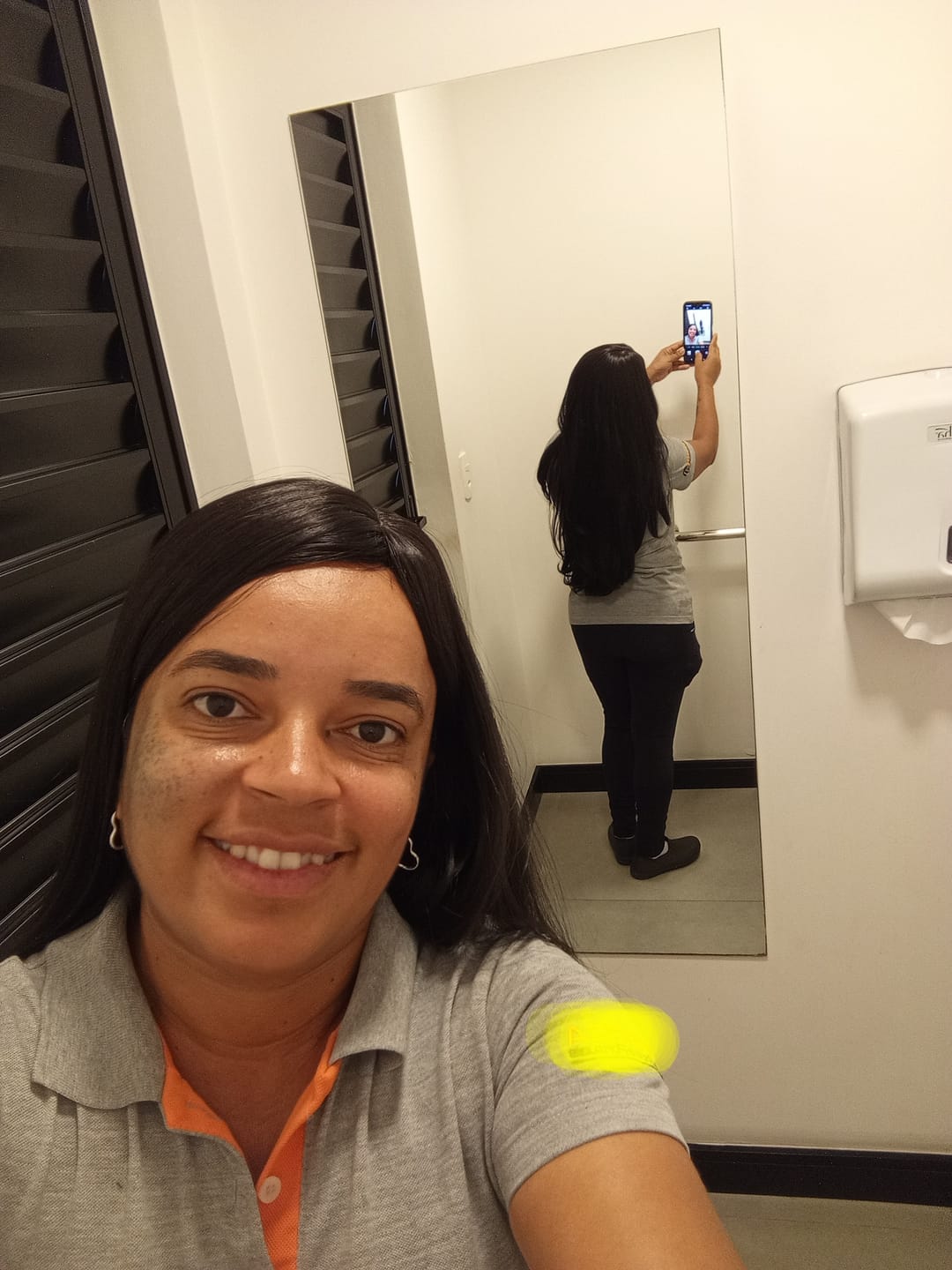 Customer photo review of Peruca Aponi Castanho Escuro Franja 70cm