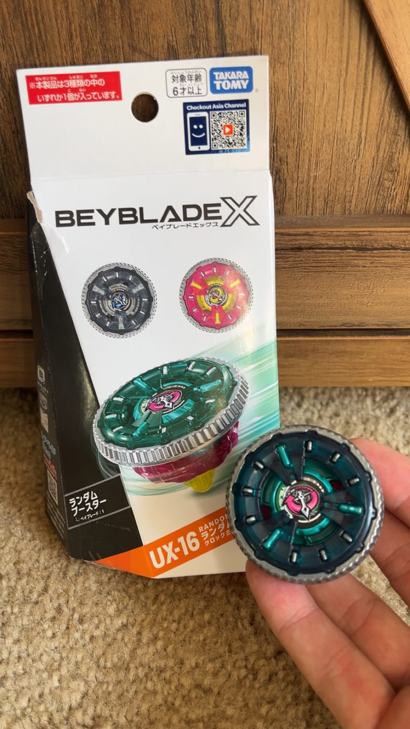 Customer photo review of Takara Tomy Beyblade X UX-16 ClockMirage Random Booster Select