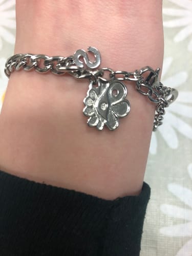 Customer photo review of CORTIS Pendant Bracelet