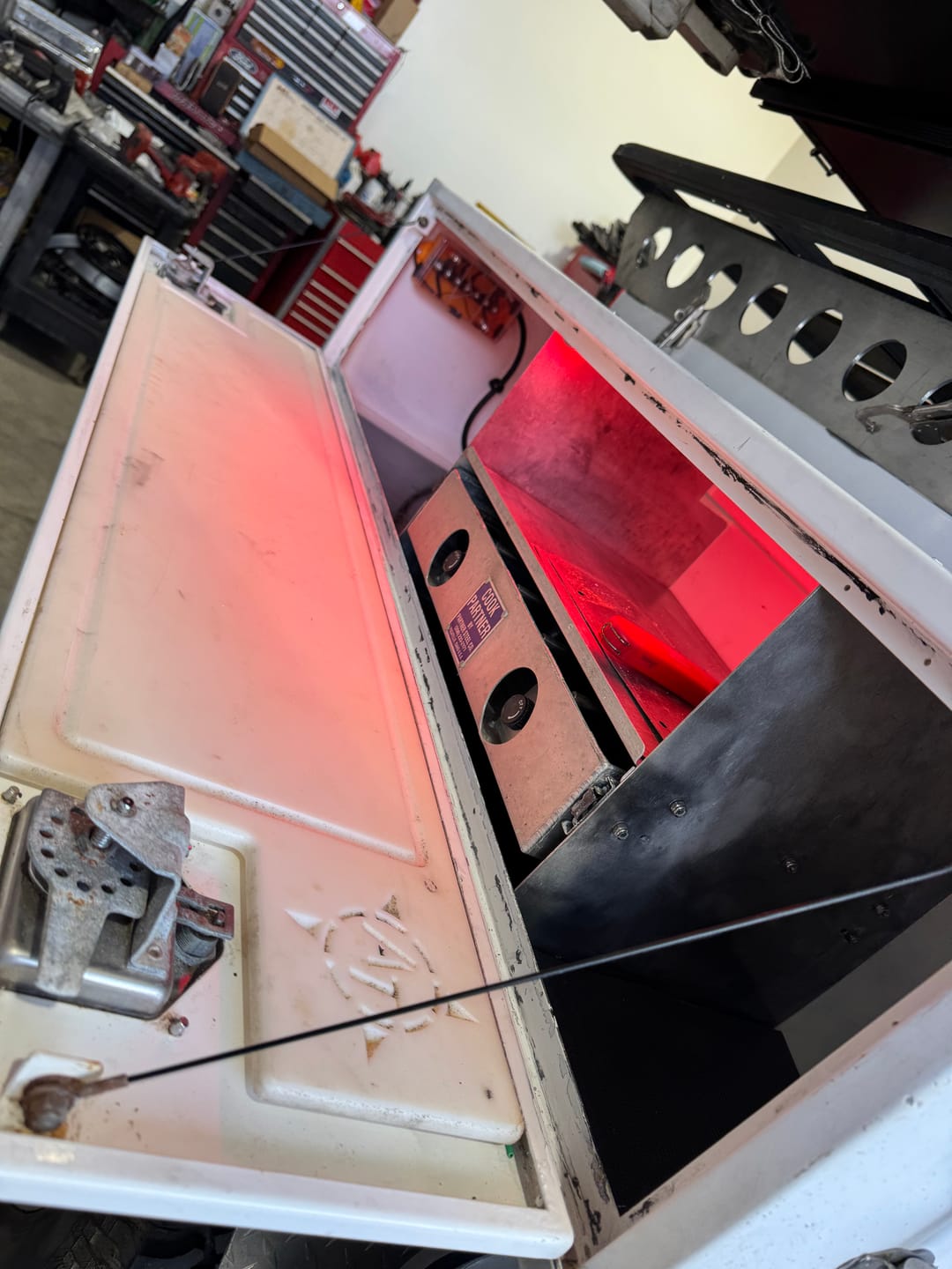 Customer photo review of F-Series 28" Light