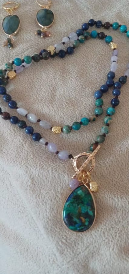 Customer photo review of Natural Flower Fossil Jasper & Amethyst Lariat Necklace