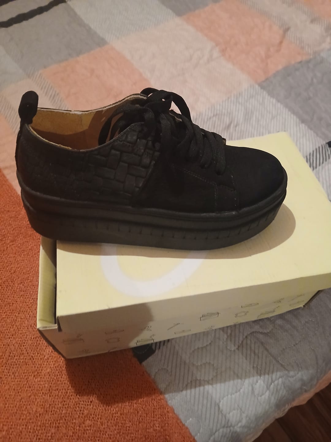 Customer photo review of Valkiria Mael black