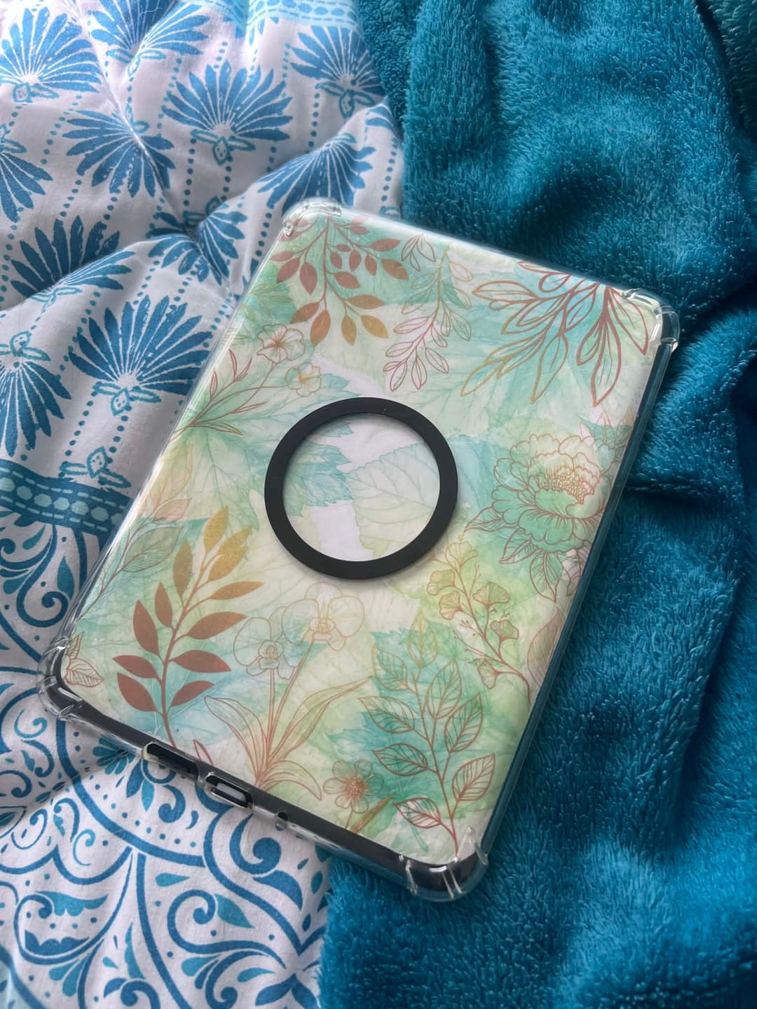 Customer photo review of Luna Moth Clingie