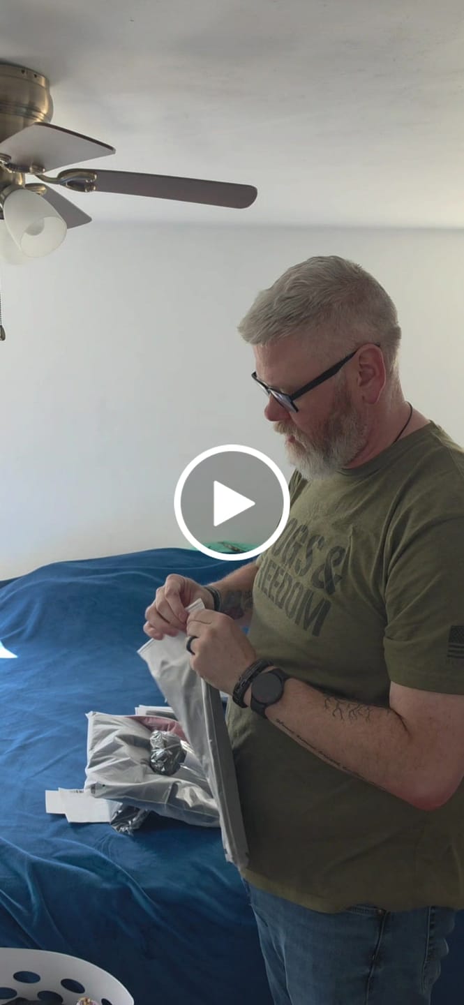 Customer video review of Carry Your Cross Premium Oversized Tank