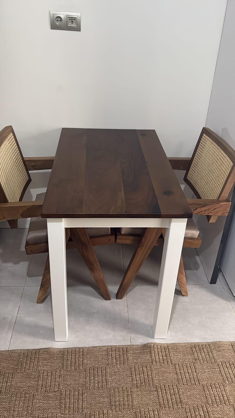 Customer photo review of Ahşap Yemek Masası - Bench ve Sandalye Takımı