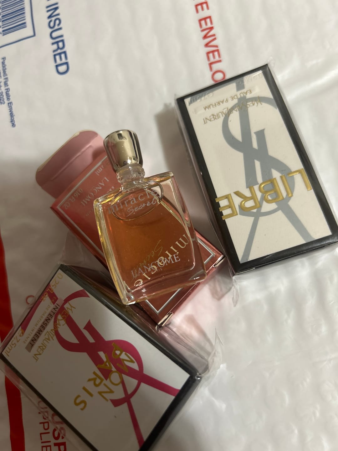 Customer photo review of Mini Perfume 3PC / randomly mix