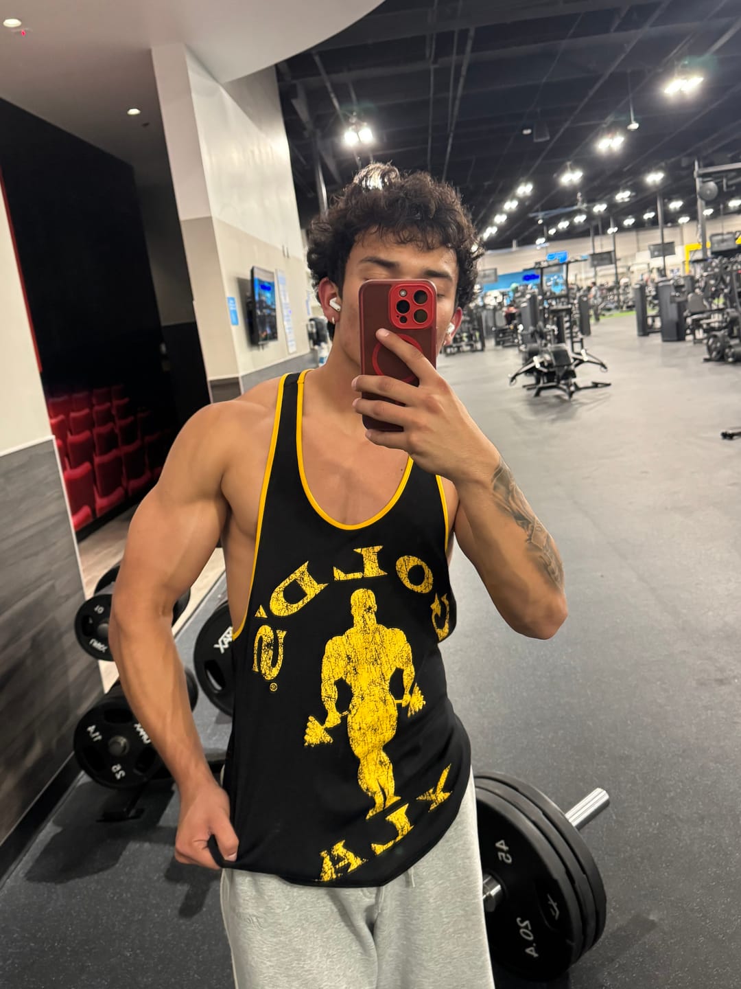 Customer photo review of 3014 - Golds Gym Classic Stringers