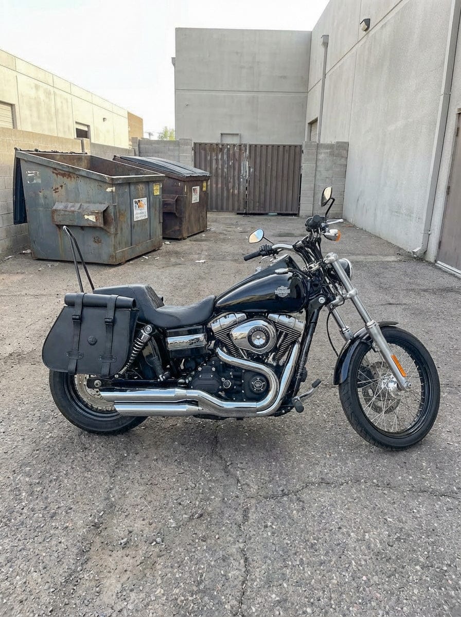 Customer photo review of 45L - Wraith XL Roll-Top Quick-Mount Shock Cutout Saddlebags For Harley Dyna Wide Glide FXDWG/I