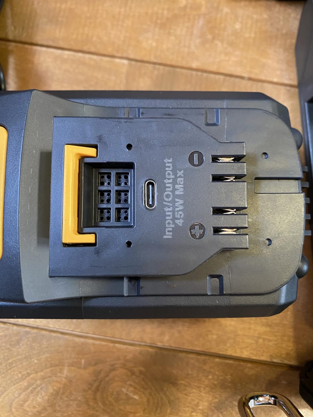 Customer photo review of BougeRV F02 アウトドア充電式扇風機｜着脱式バッテリー・15時間連続稼働・LED搭載