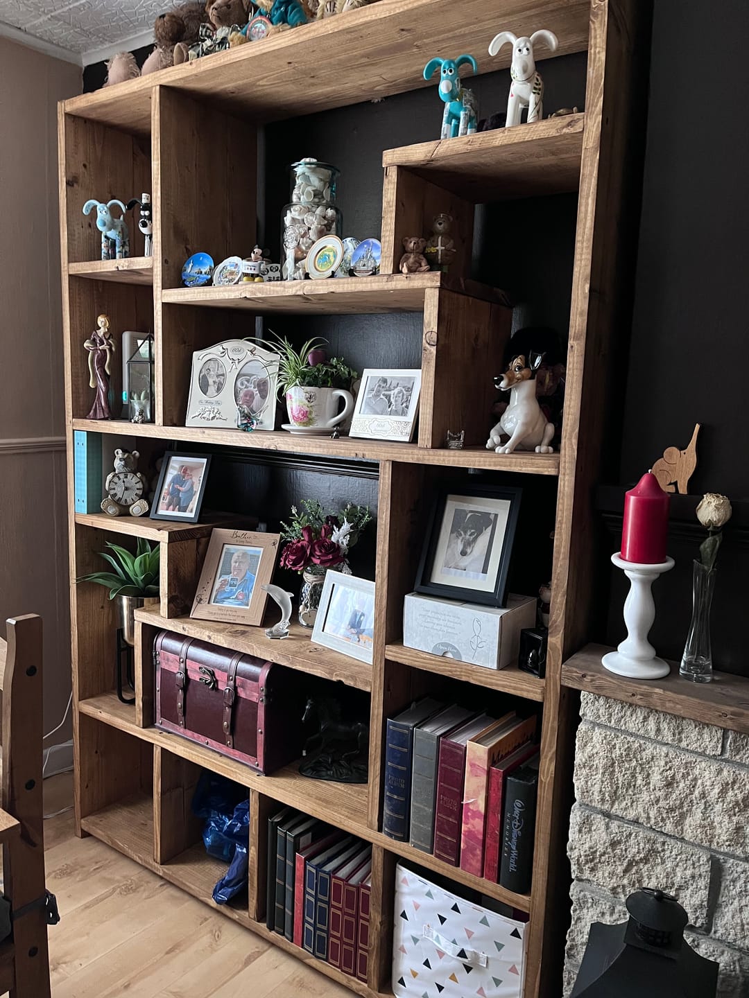 Customer photo review of Reclaimed Wood Bookcase with 4 Compartments - Rustic Shelving Unit | Scaffold Timber Furniture | Baskets