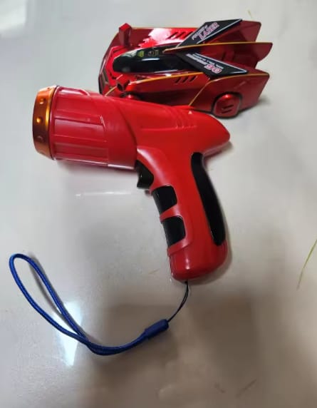 Customer photo review of RC Wandkletter Auto Kinder | Ferngesteuertes Laser Fahrzeug