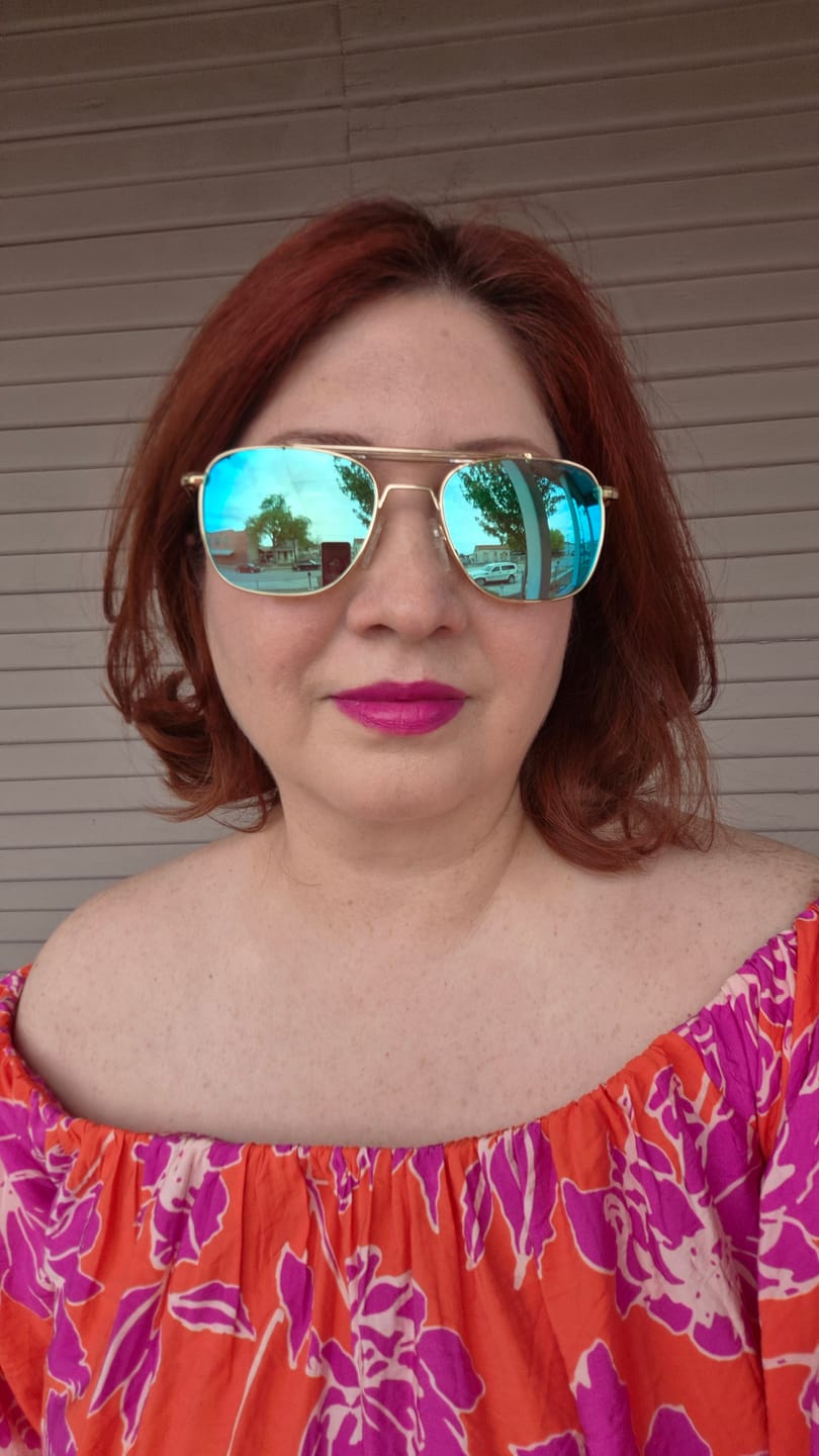 Customer photo review of Aviator-B - AERO Blue | 23K Yellow Gold