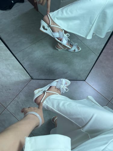 Customer photo review of Lace Girl's Vintage Sandals