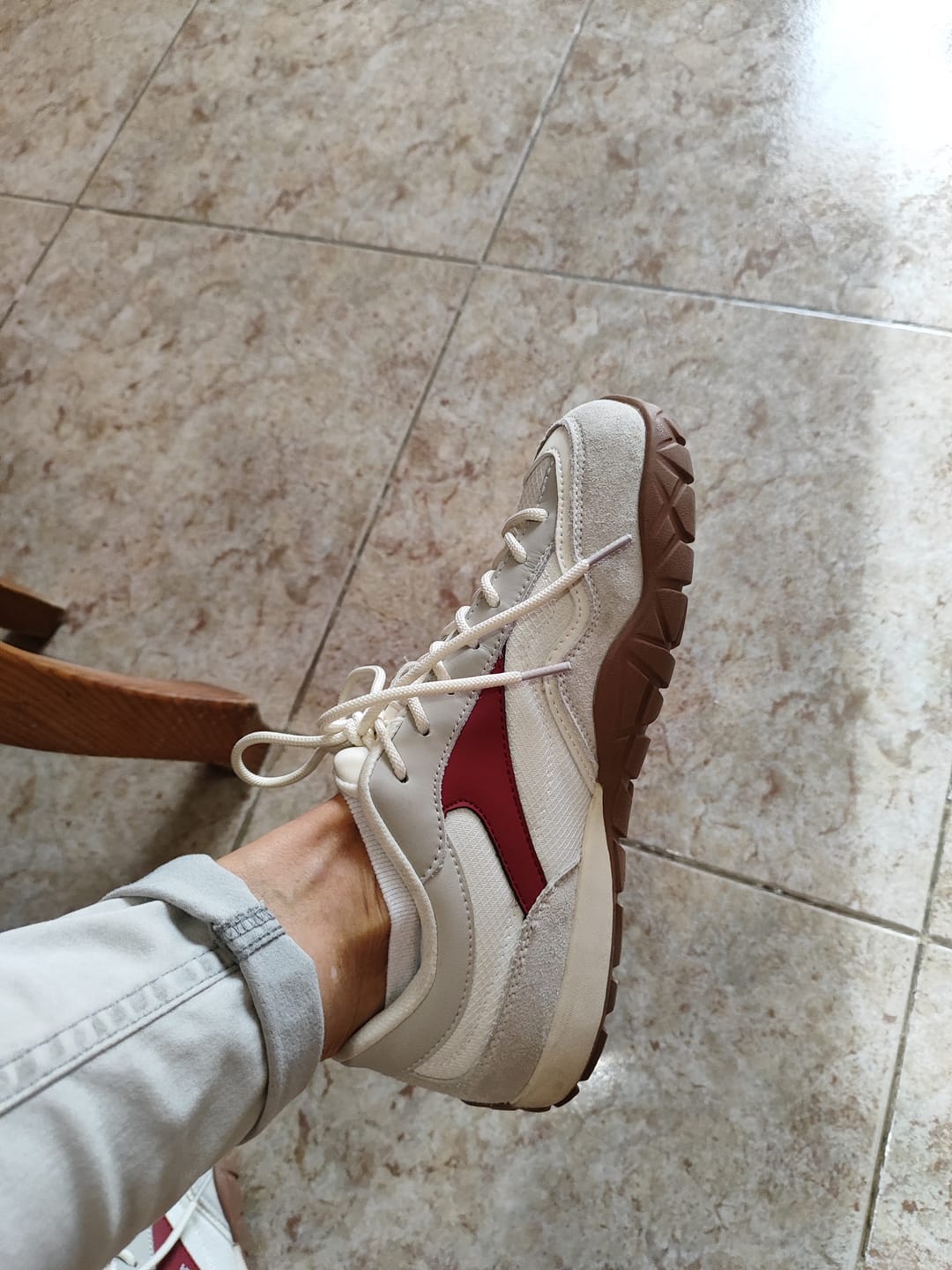 Customer photo review of Hollow -  Zapatos De Punta Ancha