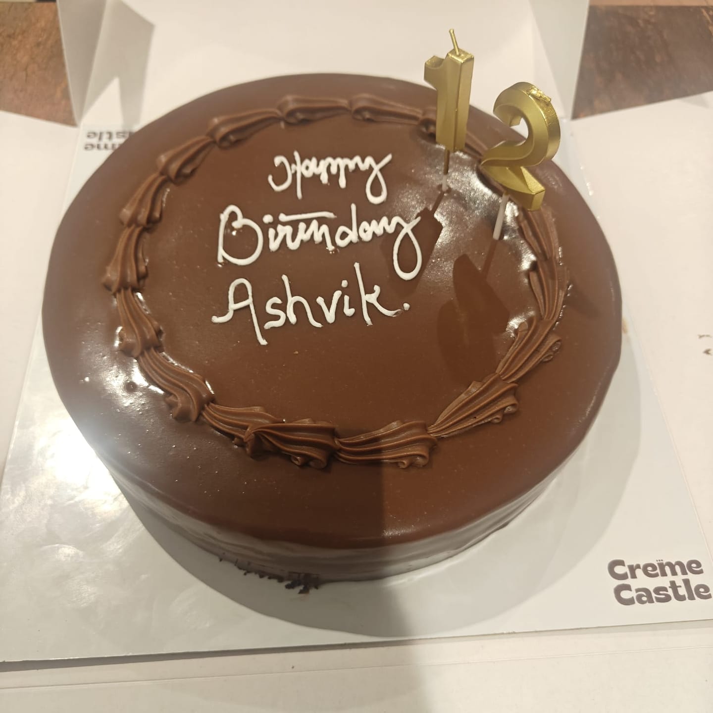 Customer photo review of Classical Dairy Milk Cake