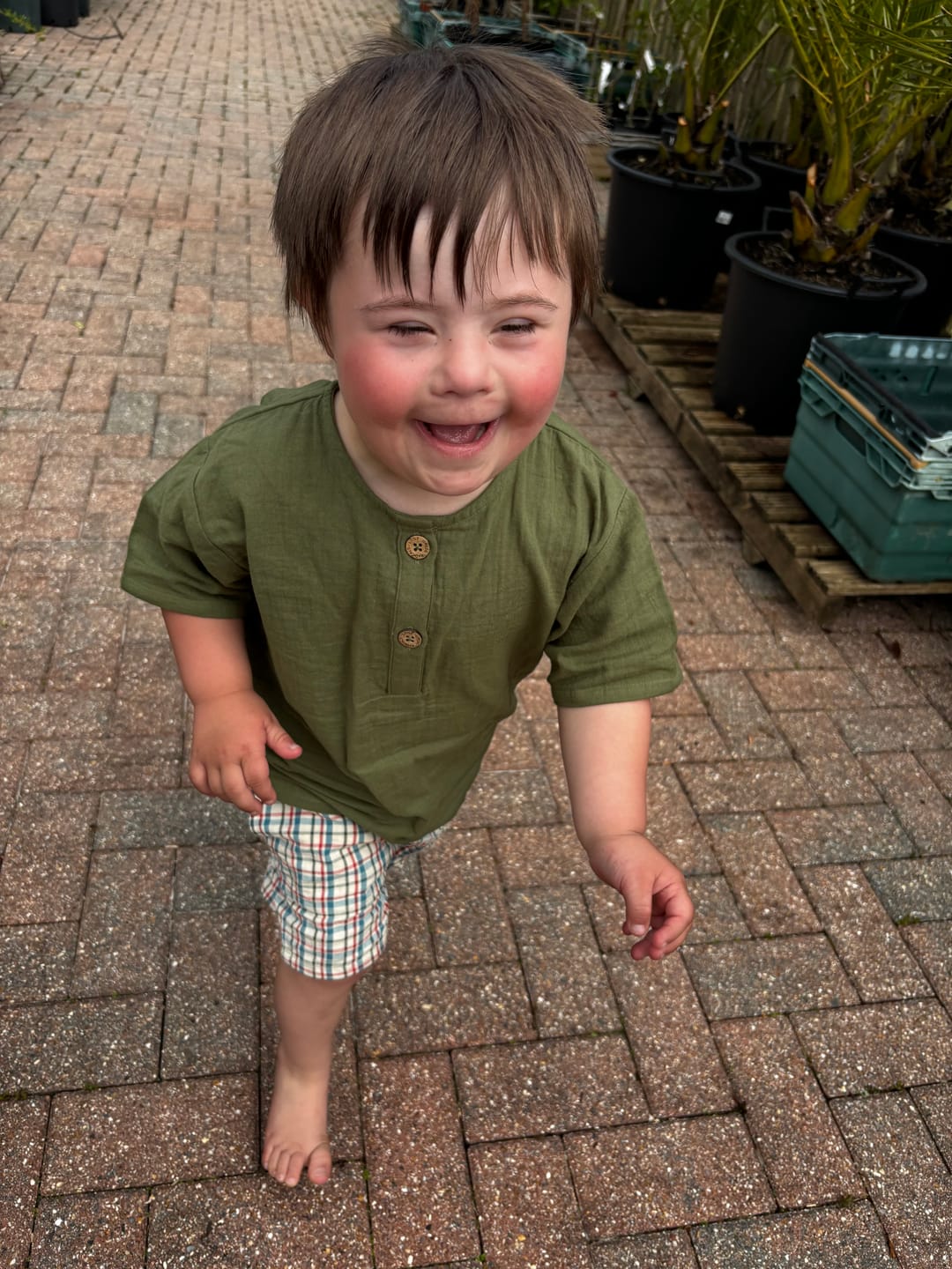 Customer photo review of Chive Green Muslin Loose Fit Short Sleeve Henley Top