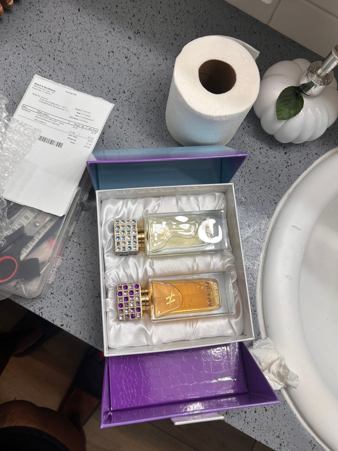 Customer photo review of 2 PIECE GIFT BOX SET - Day & Evening Perfume Collection