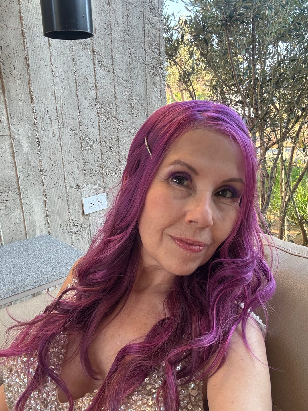 Customer photo review of Editorial Core Colors & Ombre Gossamer® Lash
