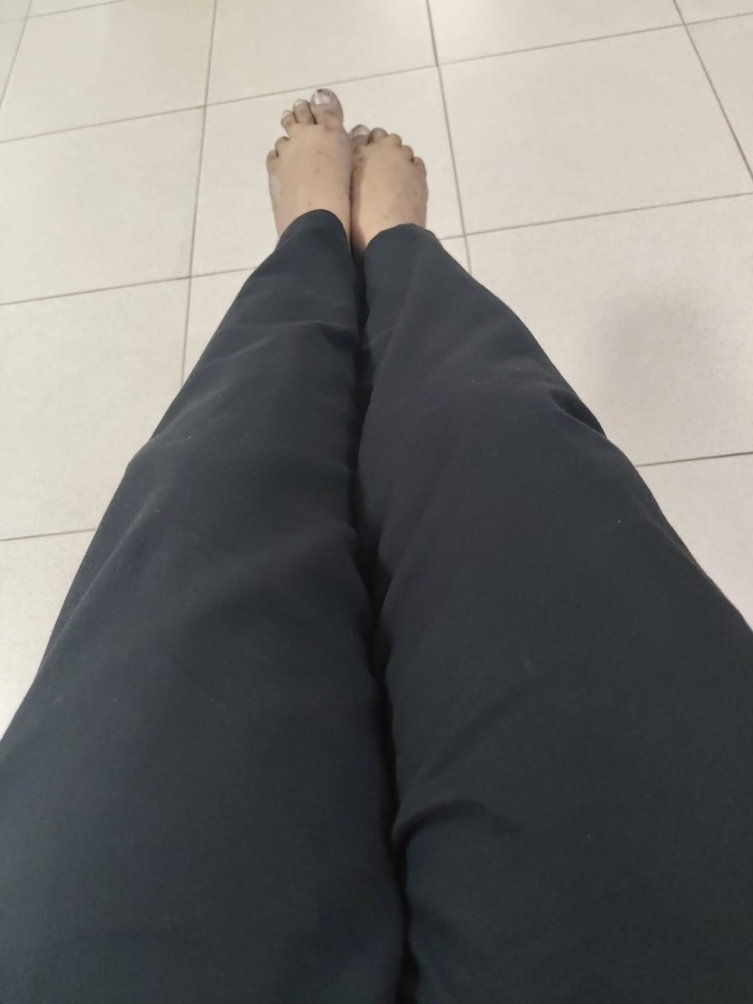 Customer photo review of Women White Airy Linen Wide Leg Pant