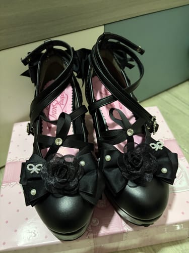 Customer photo review of Original Japanese Lolita High Heels