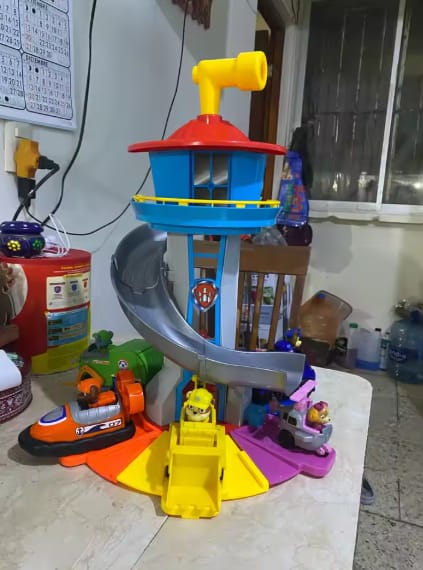 Customer photo review of Auto Rennbahn Spielset Kinder | Fahrzeuge mit Rutschbahn